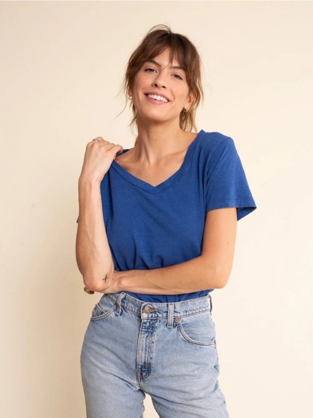 Jungmaven Paige V-Neck Tee - Cobalt Blue - Extra Large EUC